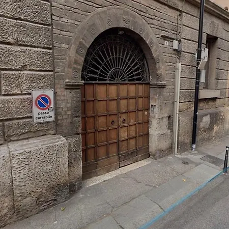 Capsule hotel Teodorico Rooms