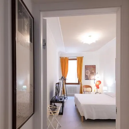 Capsule hotel Teodorico Rooms