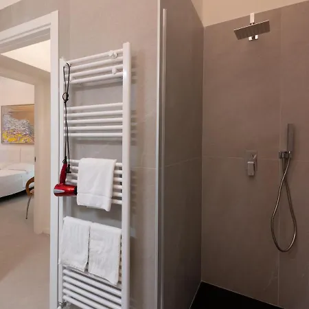 Teodorico Rooms Kapsül Otel