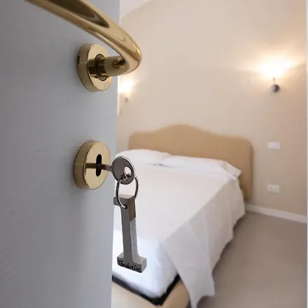 Teodorico Rooms *